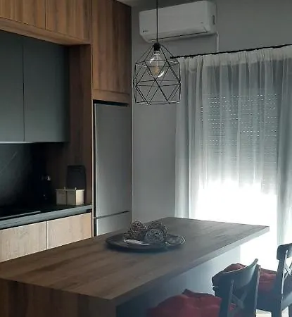 Lovely Guesthouse - 58M2 Mountain View Ioannina Room photo