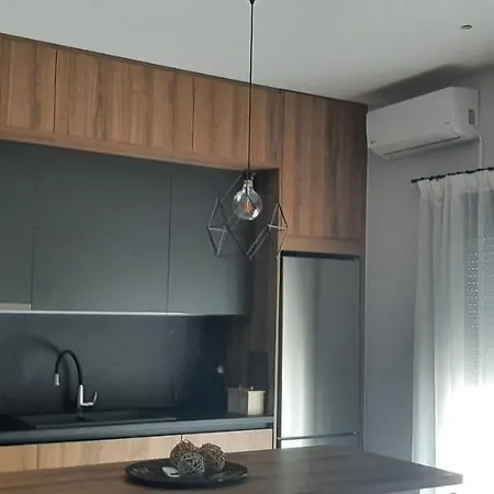 Lovely Guesthouse - 58M2 Mountain View Ioannina Exterior photo